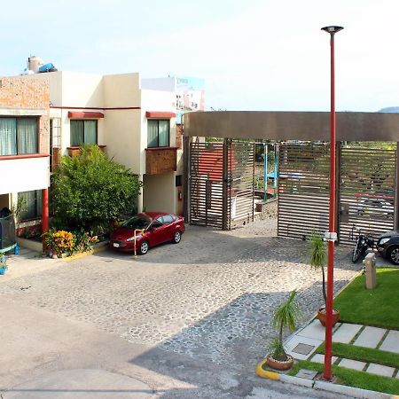 Preciosa Casa Palmera En Cuernavaca Con Alberca, Wifi, Tv Y Cocina Para Fin De Semana, Descanso, Vacaciones O Home Office Emiliano Zapata  Exterior foto