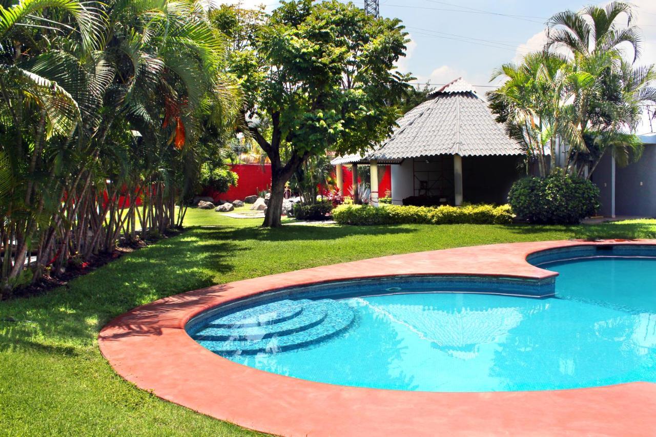 Preciosa Casa Palmera En Cuernavaca Con Alberca, Wifi, Tv Y Cocina Para Fin De Semana, Descanso, Vacaciones O Home Office Emiliano Zapata  Exterior foto